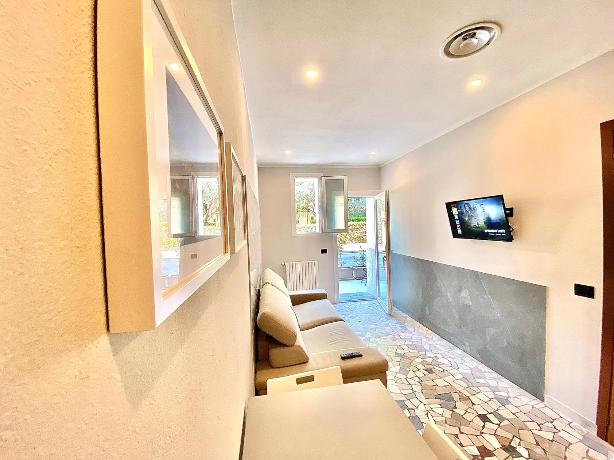 Apt Donati Home, Modernita E Comfort Con Parcheggio Gratuito Privato E Spazio Esterno Privato Cassano D'adda Exterior photo